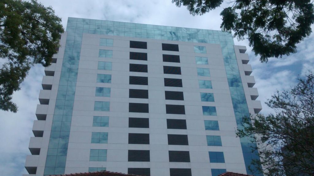 Realizações - Comercial Capri / SP