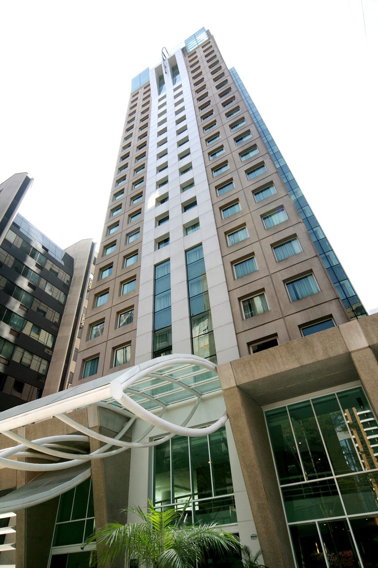 Realizações - Flat Meliá Confort Berrini / SP