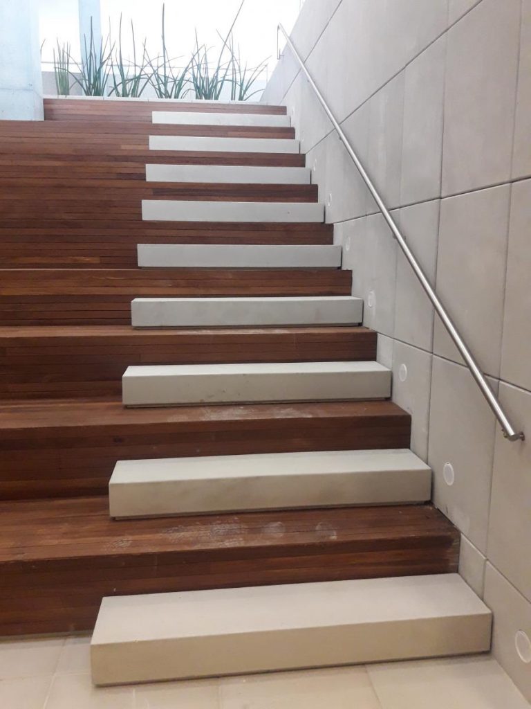 Realizações - Girassol 555 / SP 03