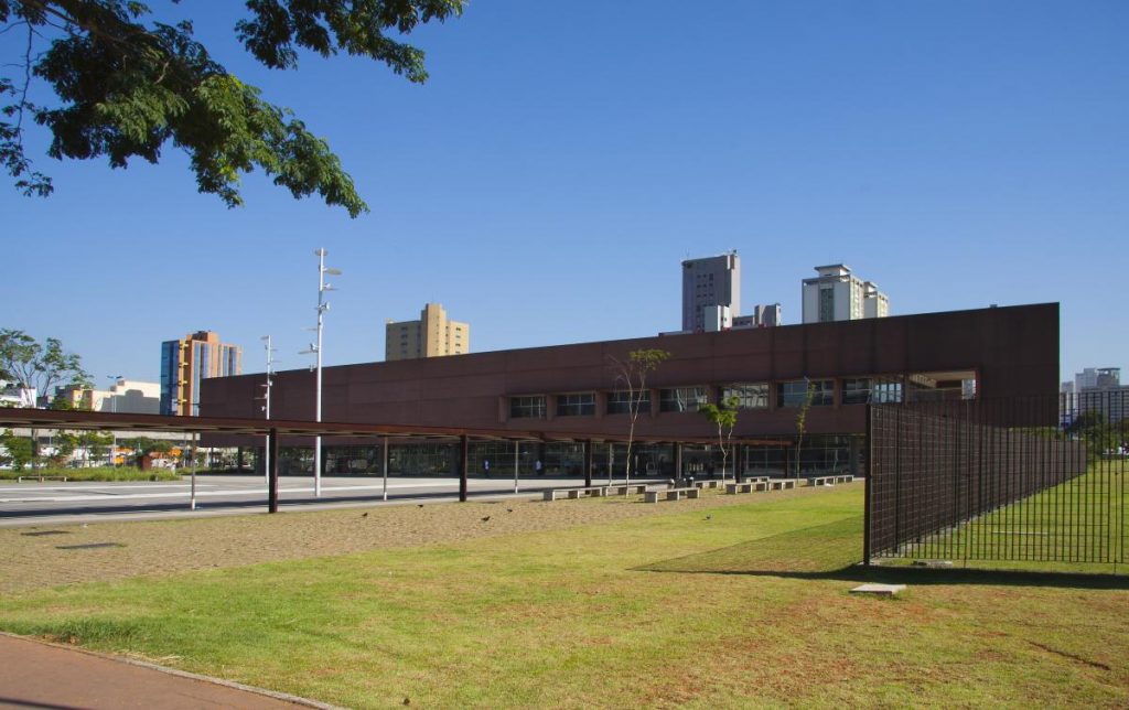 Realizações - Pavilhão de Exposições / SP