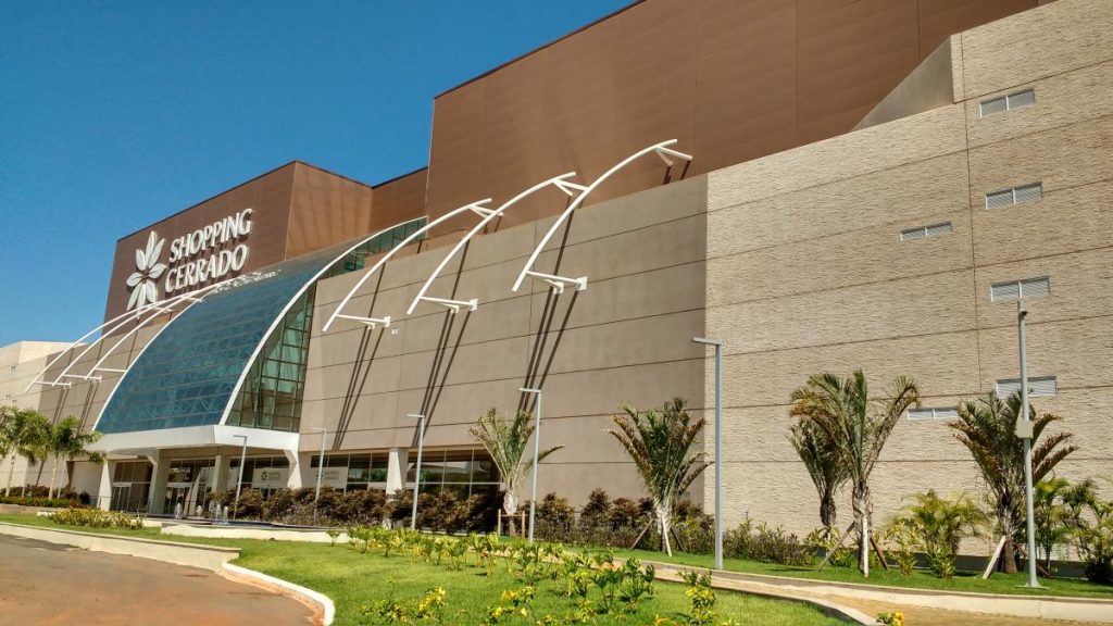 Realizações - Shopping Cerrado / GO 02