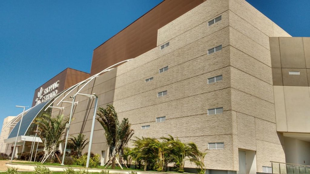 Realizações - Shopping Cerrado / GO 03