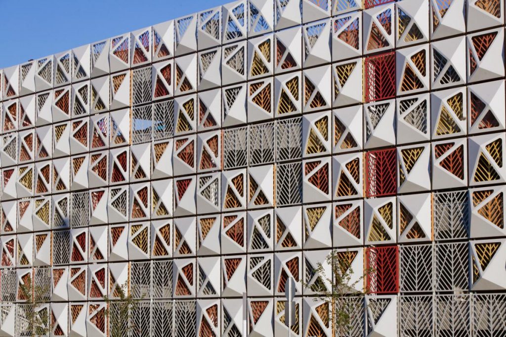 Realizações - Stationnement Étagé Place Ste-Foy / QC