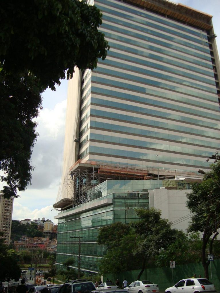 Realizações - Torre Boulevard / MG 02